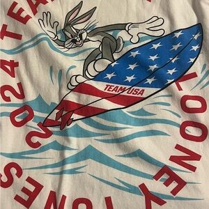 Warner Bros. White and Red Tank Top Bugs Bunny Graphic